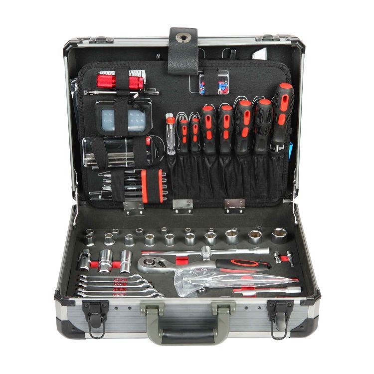 What are the common auto repair tools?