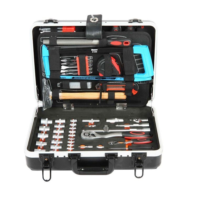 Avoid damage to the socket wrench caused by improper use